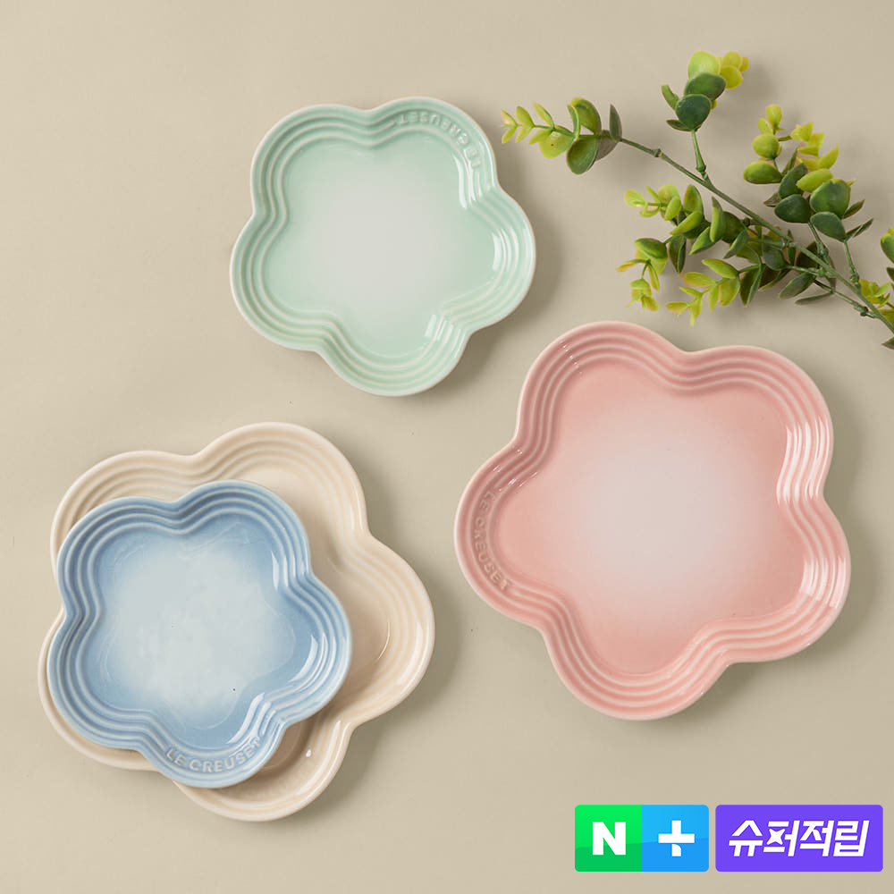 일상 속에서 활용하기 좋은 플라워 접시 세트 추천해요!