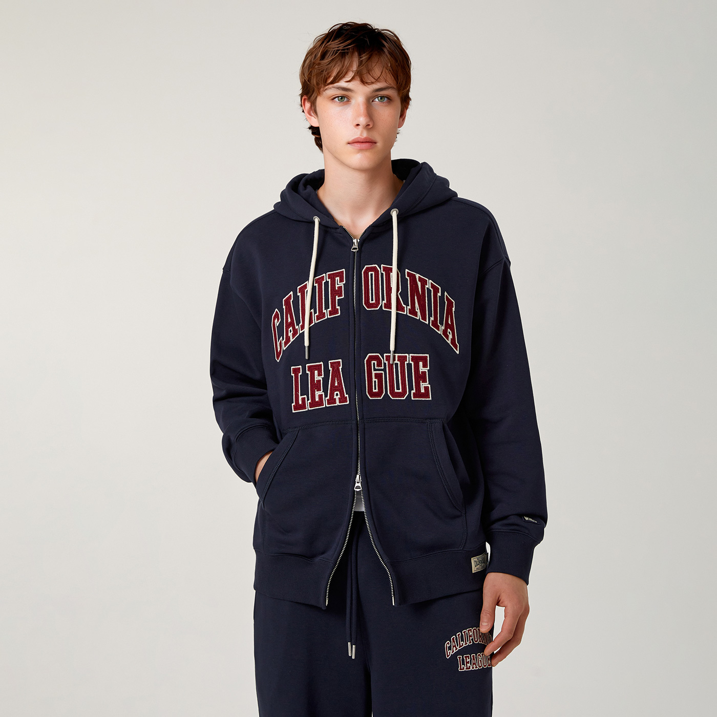 [후아유] 시그니처 패치 후드 집업(공용) / WHMZG1111U