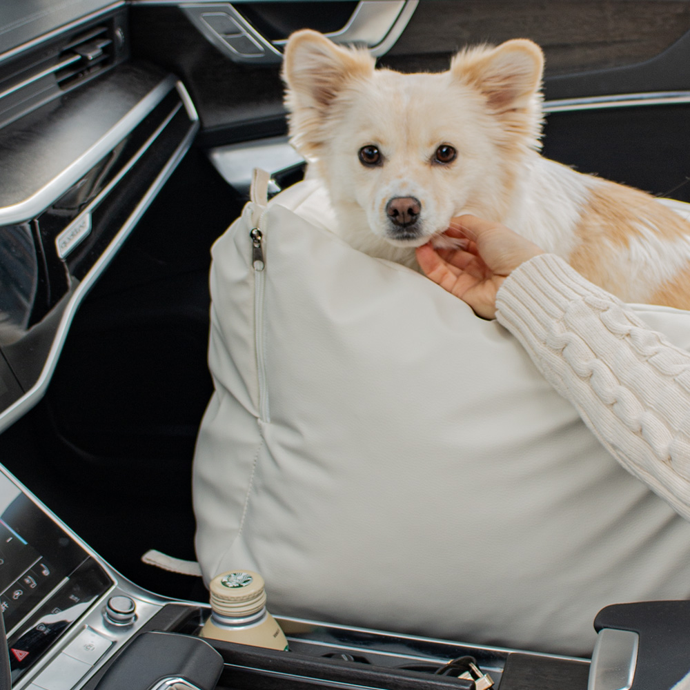 초코펫하우스 강아지 카시트 애견 차량용 소형 중형 대형 로얄 사각 카시트 아이보리, 싱글