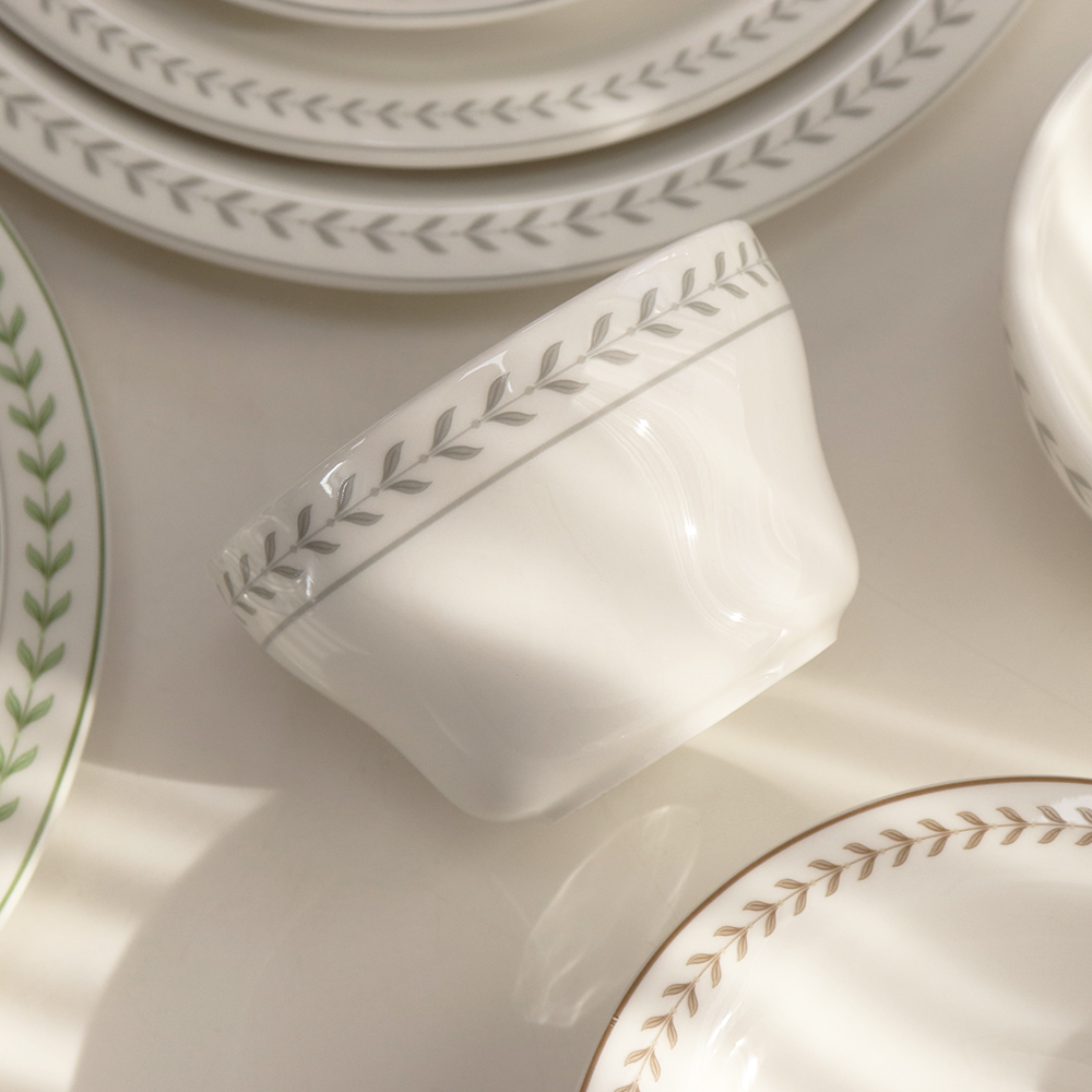 시라쿠스 뉴욕 가든 플레이팅 디저트 접시 원형 M 브라운