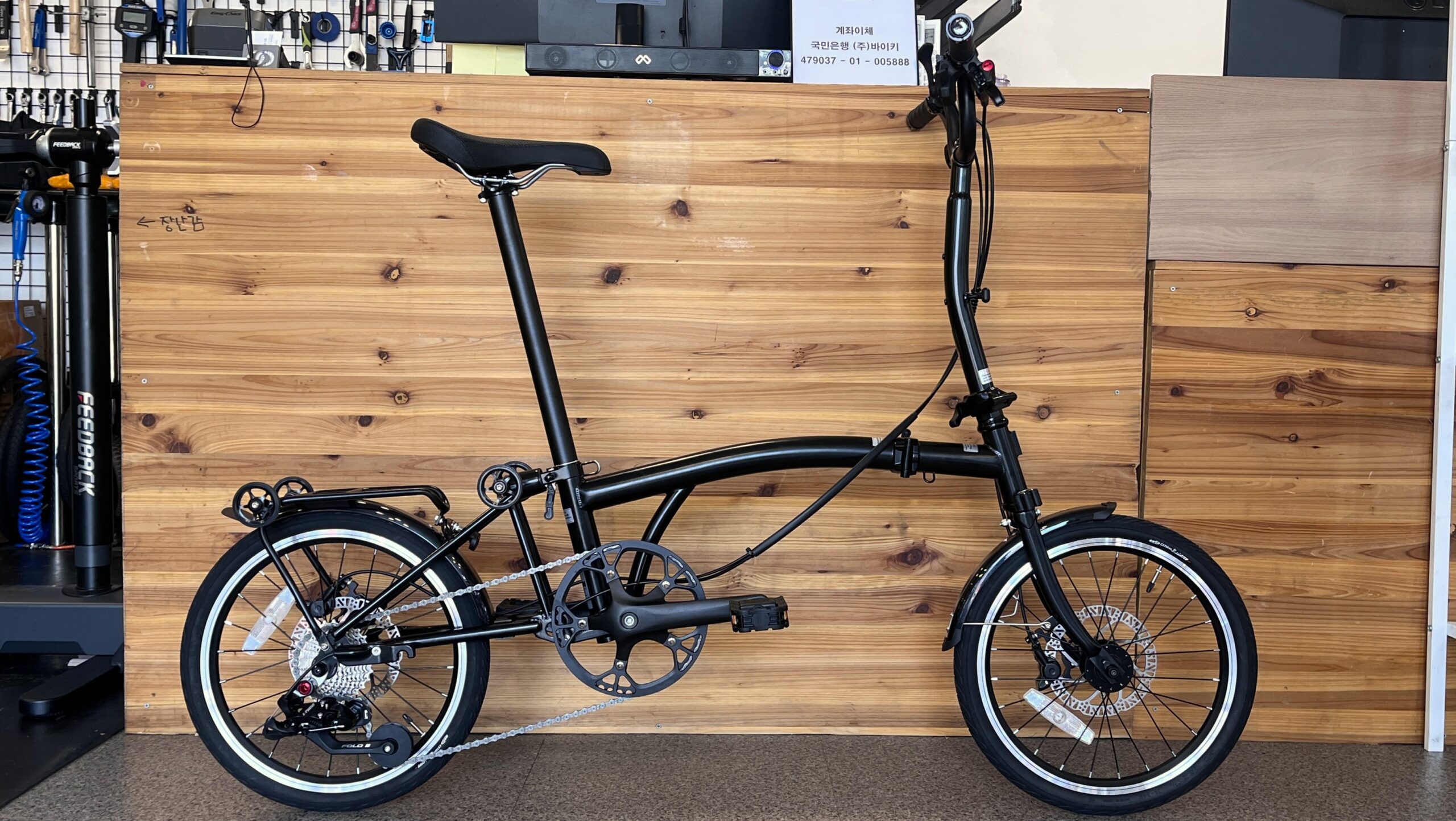 티티카카 큐브 X9, 접이식 자전거의 혁신을 만나다