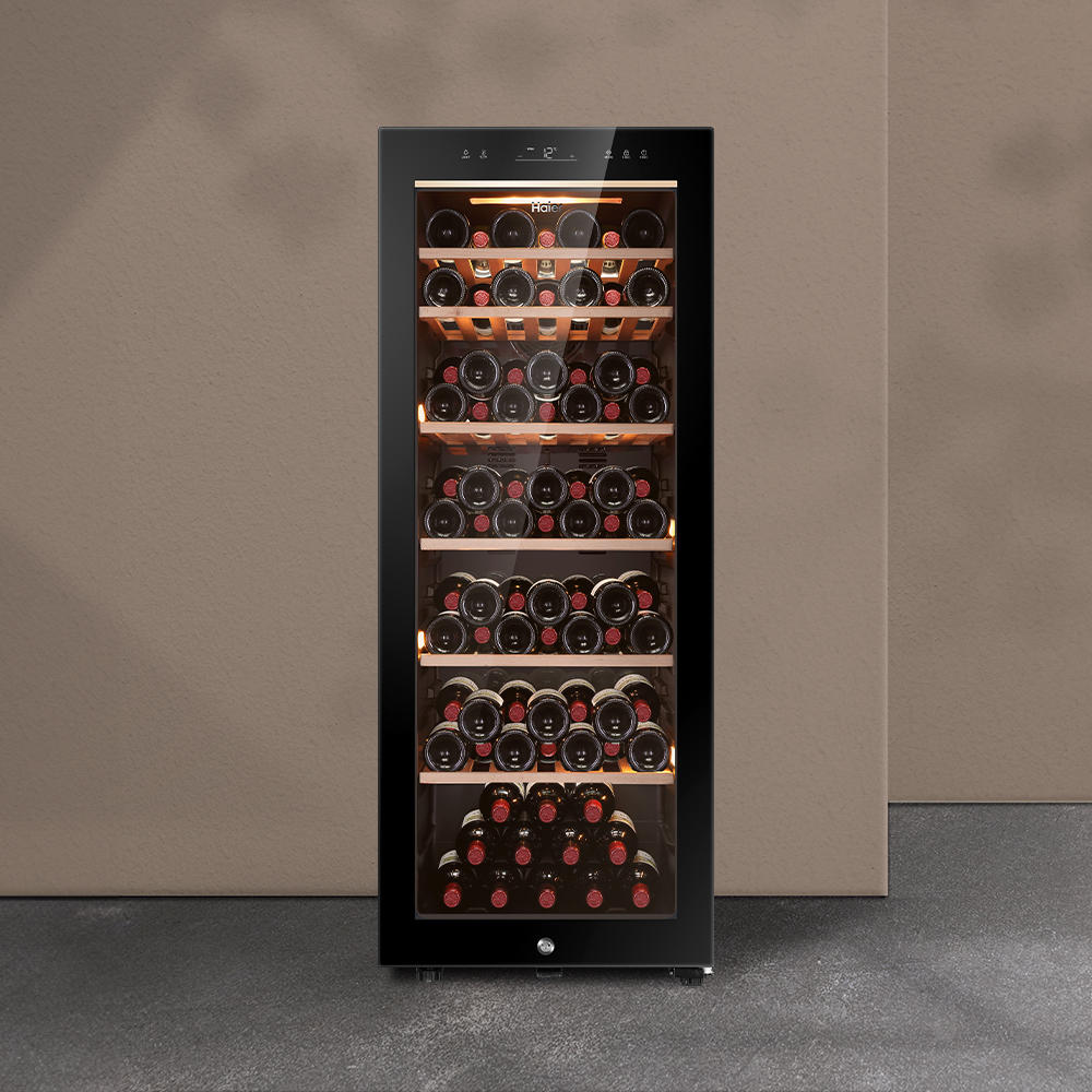 하이얼 와인셀러 가정용 84병 자동 습도 조절 HWC200MNB