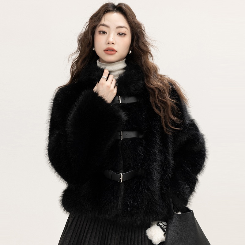 여성 하이넥 퍼 자켓 숏기장 버클 포인트 겨울 아우터