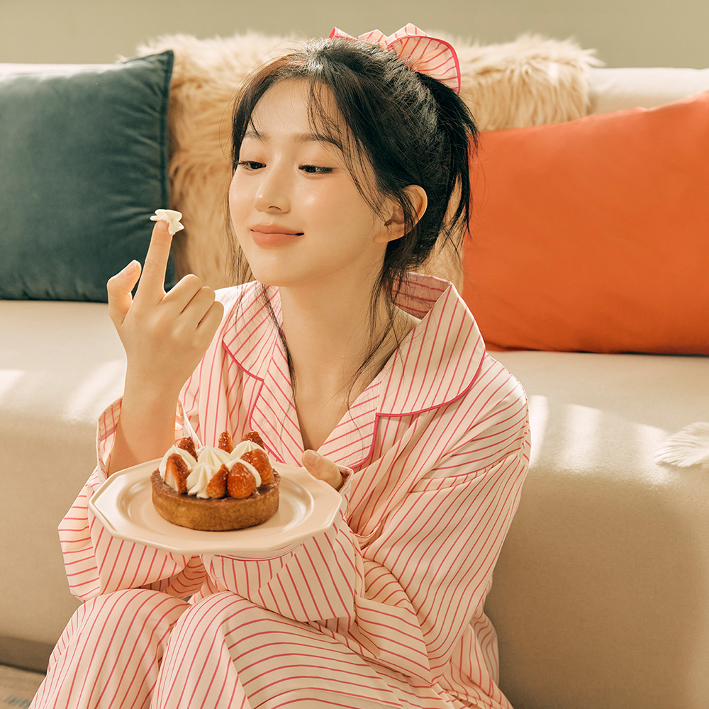 [도씨x해원 PICK][2PACK] 실크핏 러브썸 긴팔 카라 커플 잠옷 세트 홈웨어