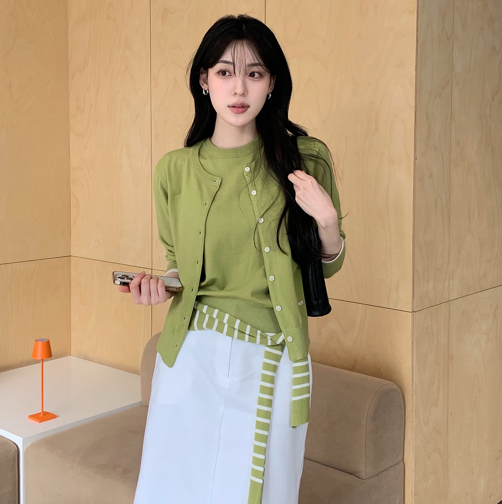 편하게 입기 좋은 니트 가디건과 반팔 풀오버, 숄 가디건 선택 가이드