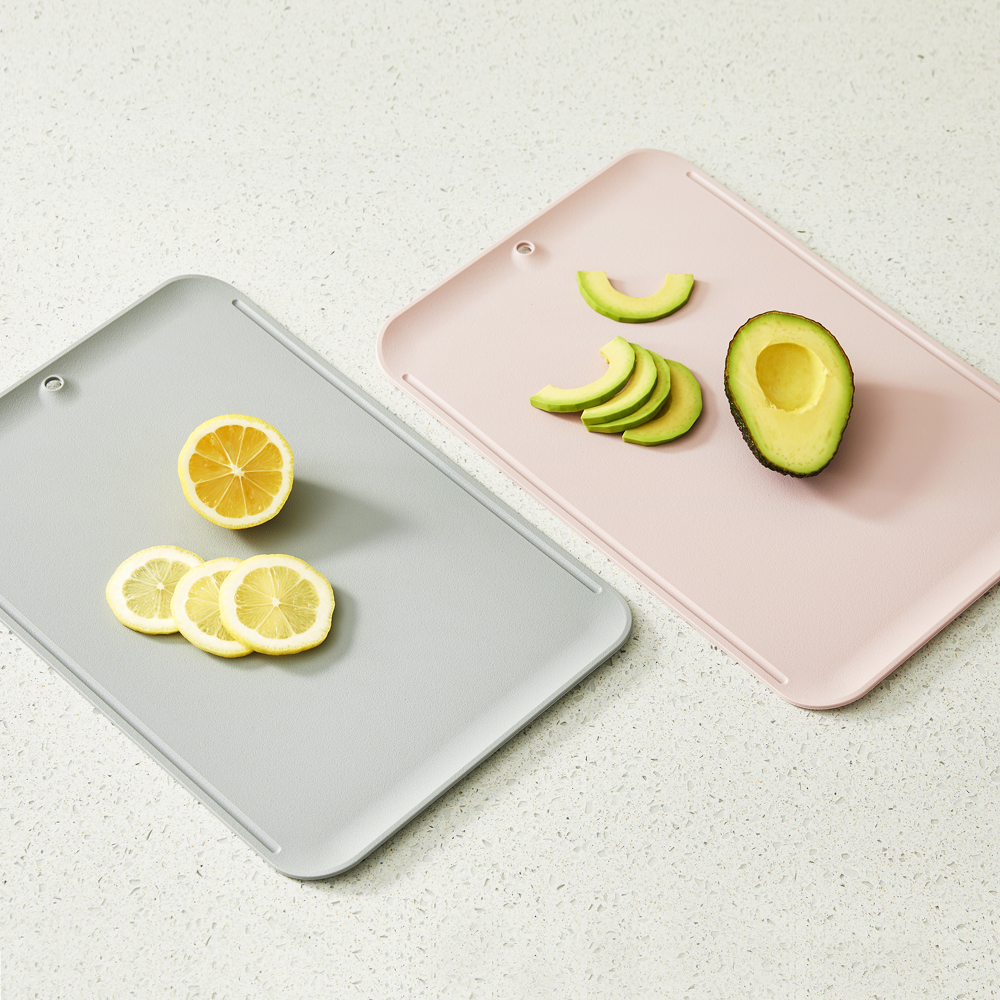 가정에서도 딱! 강력한 항균 기능의 도마로 요리의 즐거움 두 배로