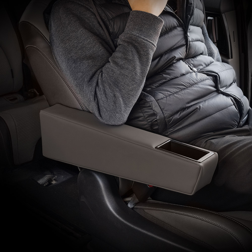 차량에 딱 맞는 팔걸이 쿠션으로 더 편하게 운전하세요!