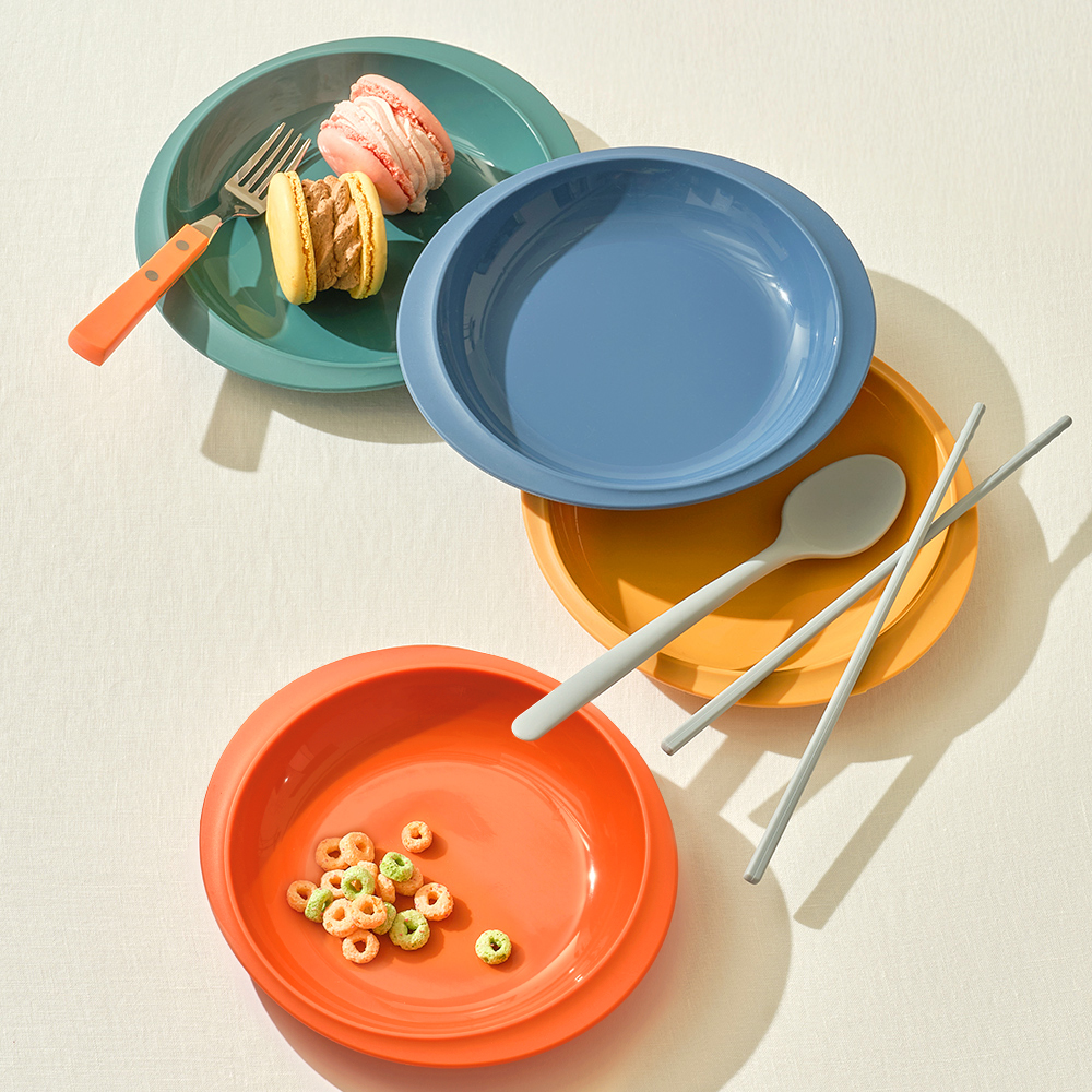 캠핑이나 피크닉에 딱! 실리콘으로 만든 원형 접시 추천