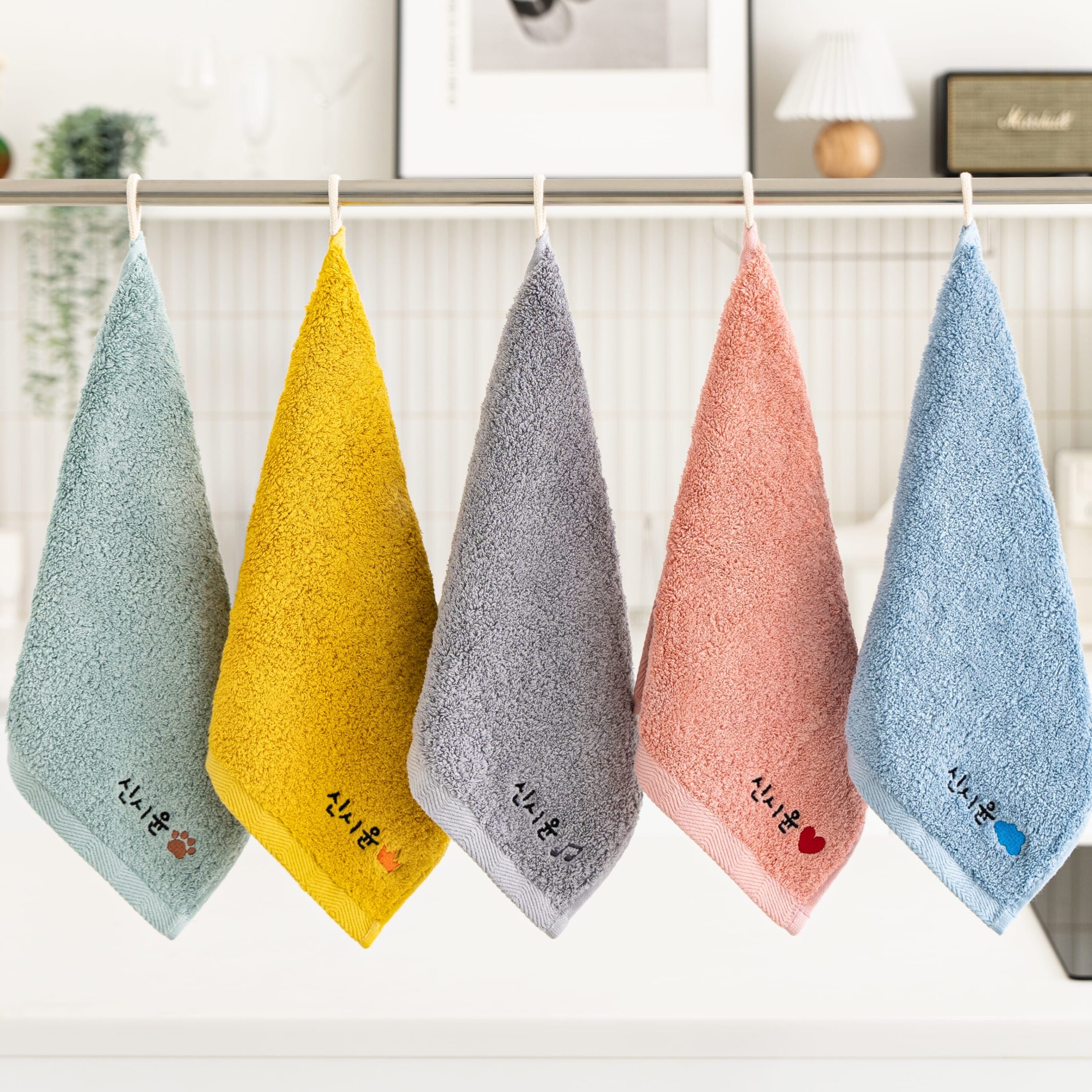 아이들 피부에 안전한 무형광 유치원 수건, 어떤 점이 좋을까?