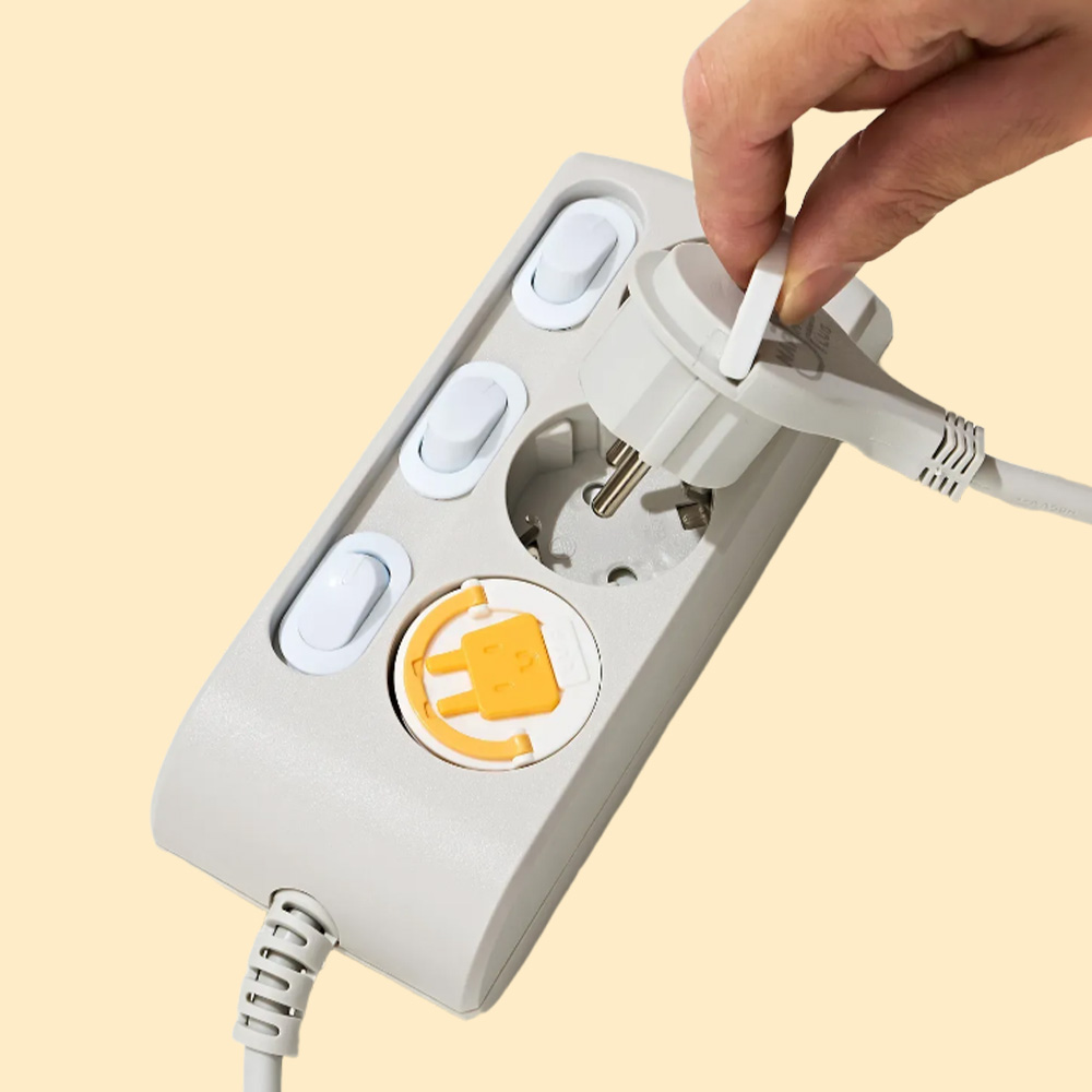 가정이나 사무실에서 유용한 납작 멀티탭, 안전하고 강력한 3500W 플러그 추천!