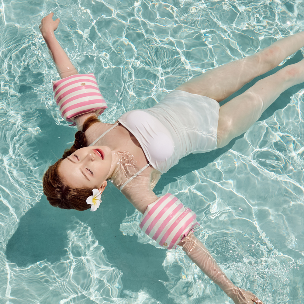 물놀이 즐거움을 더하는 스트라이프 암튜브와 팔튜브 추천!