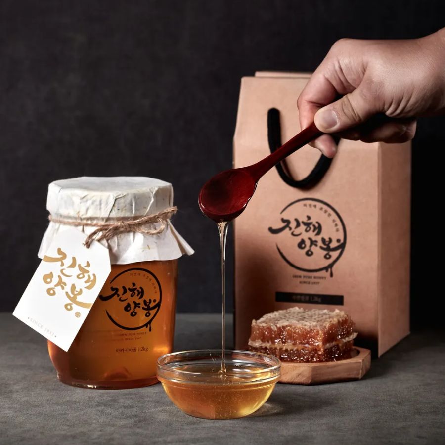 집에서 즐기는 달콤한 선물, 국산 아카시아꿀로 특별한 하루를 만들어보세요!