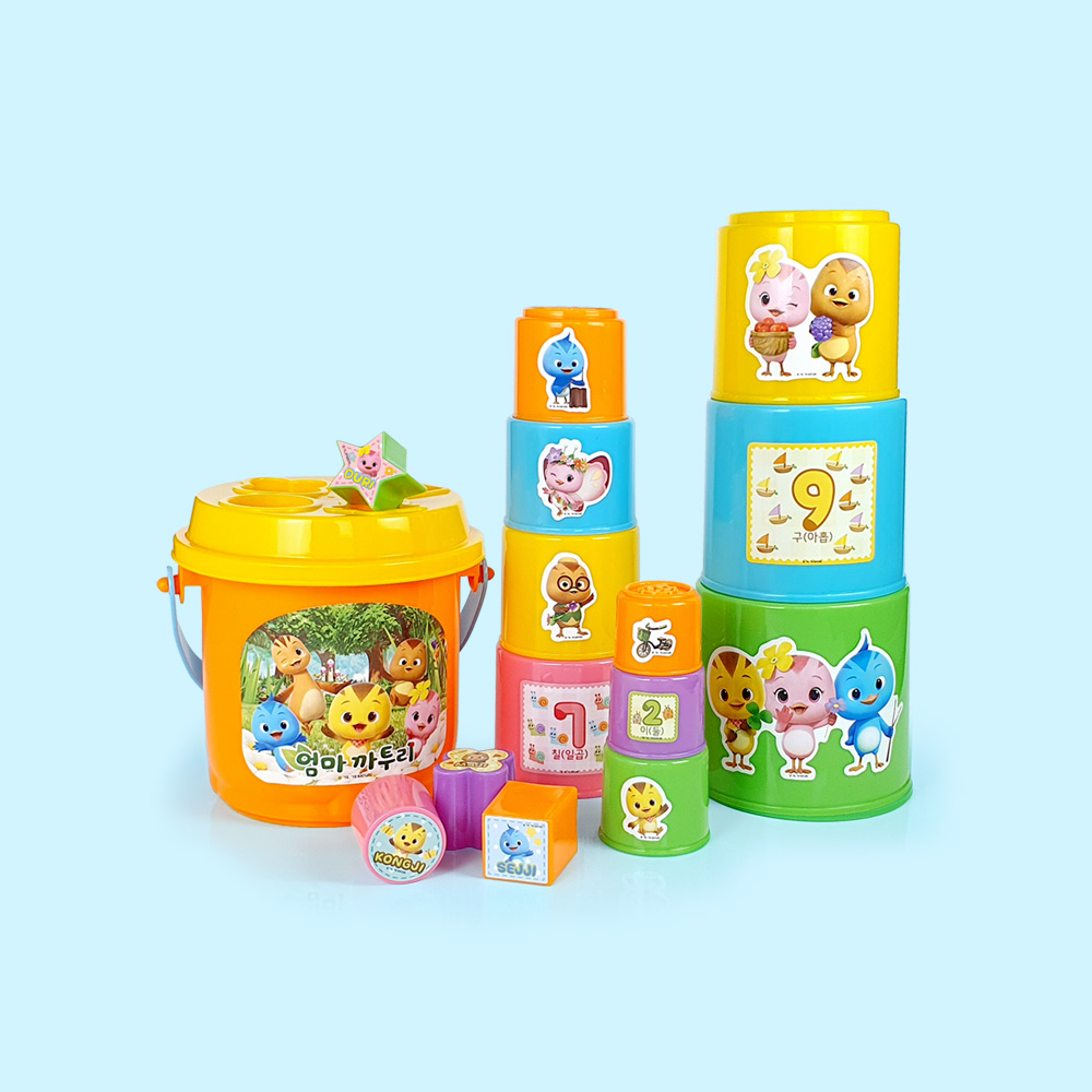 엄마까투리 컵 쌓기 놀이 세트, 보관통과 다양한 도형 포함으로 즐거운 시간 보내기