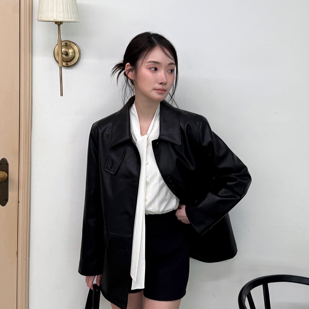 일상에서 멋내기 좋은 미디 레더 자켓, 한번 살펴보세요!