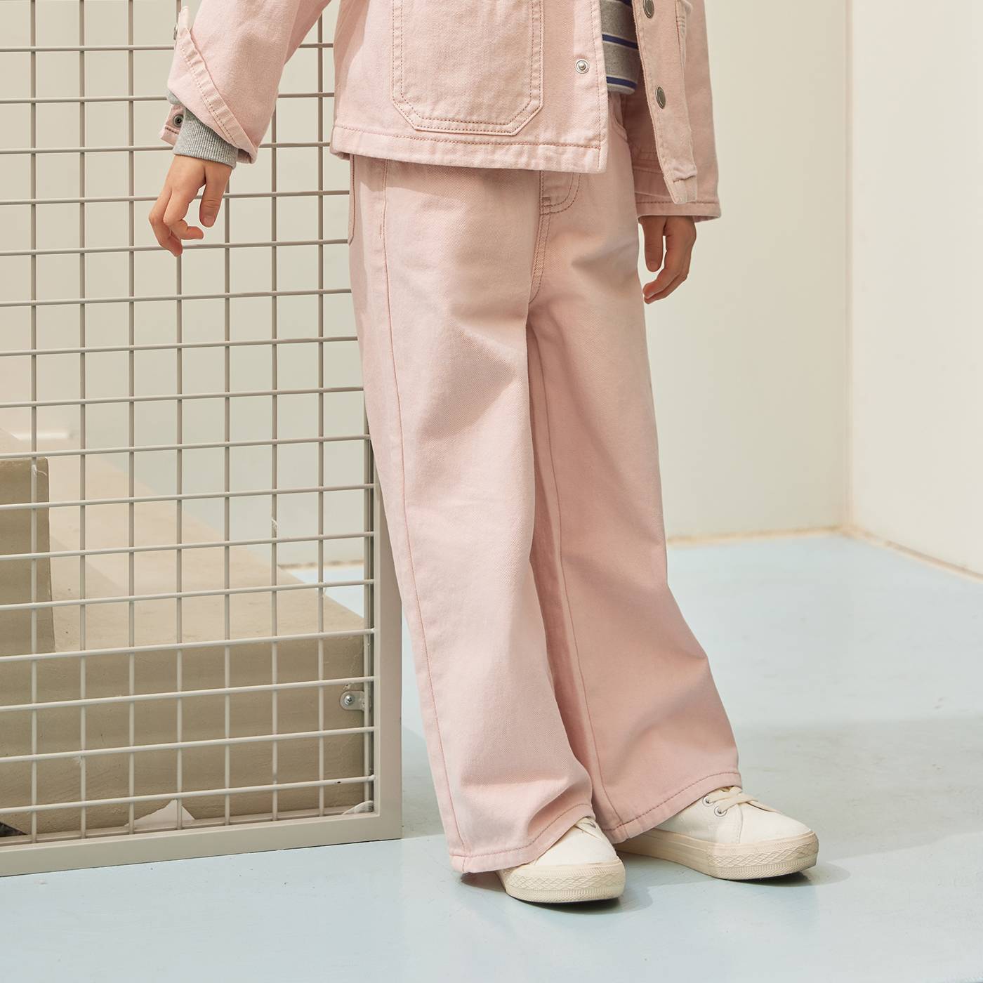 아이들을 위한 멋진 데님 팬츠, 오늘 바로 만나보세요!