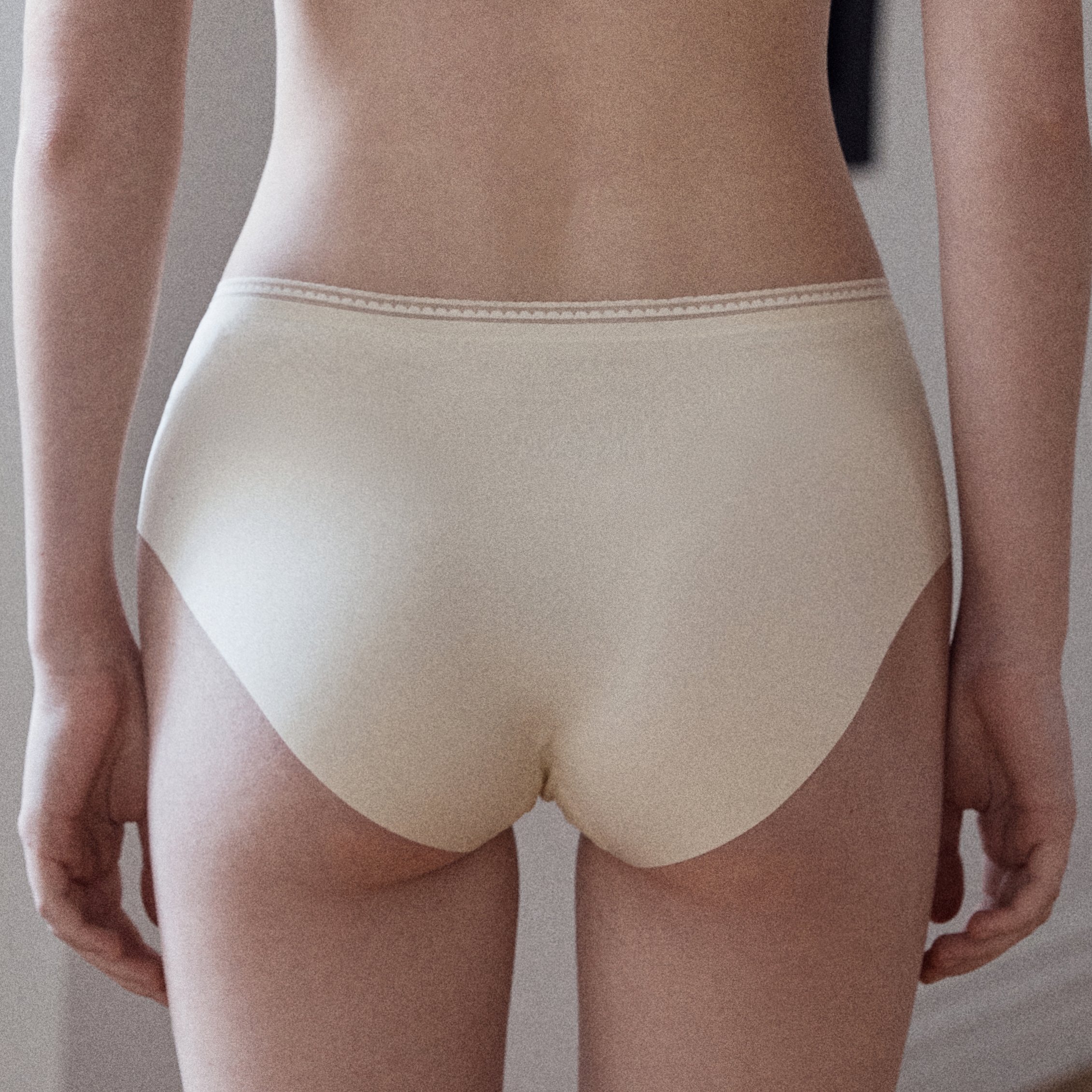 편안하게 입기 좋은 심리스 팬티, 한번 경험해보세요!