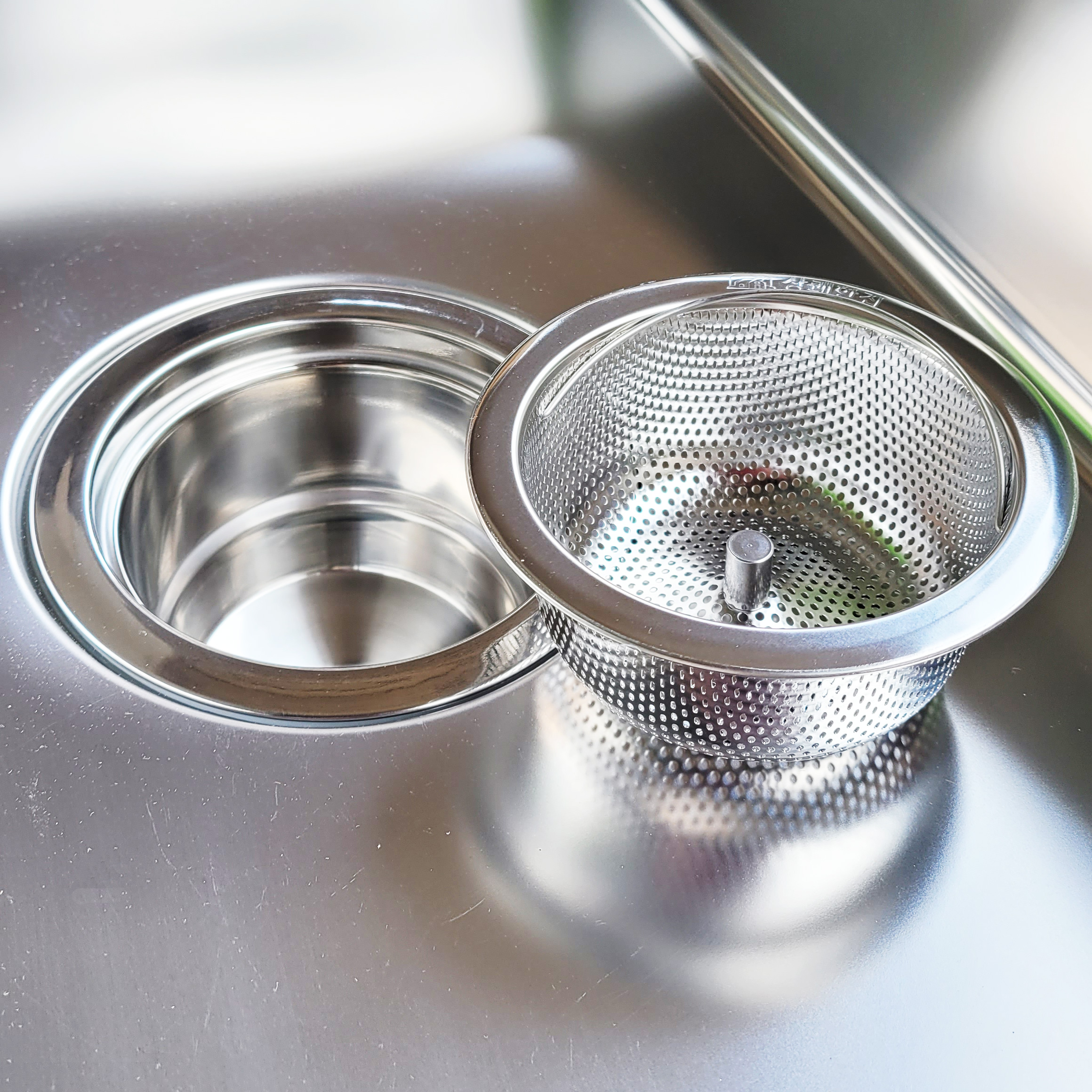 싱크대 정리 끝! 간편하게 탈수거름망과 커버 세트로 깔끔하게 해결하세요