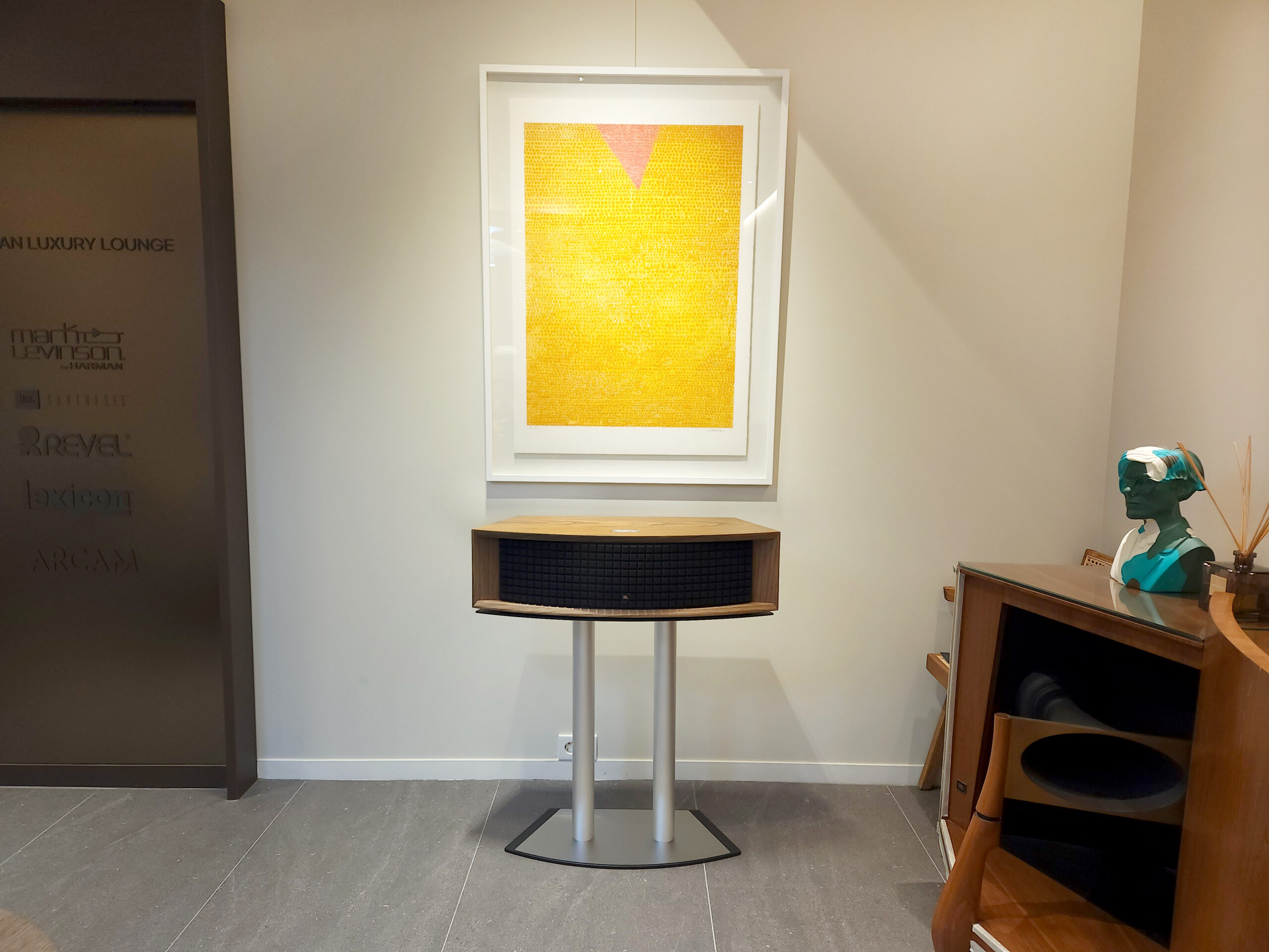 집에서도 음악 감상, 이보다 더 좋은 방법이 있을까?