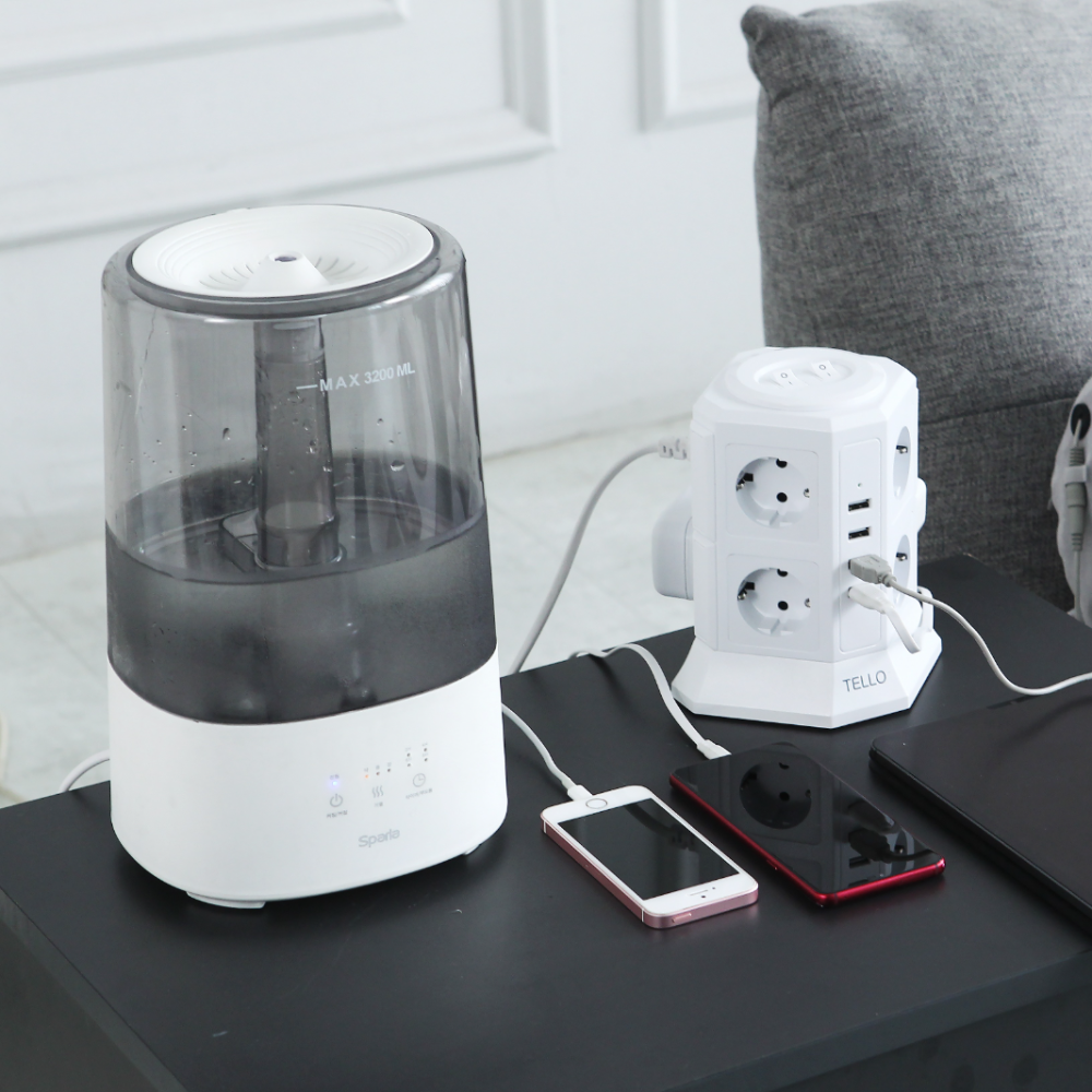 캠핑이나 집에서 딱! 세련된 타워형 멀티탭으로 편리함을 더하세요