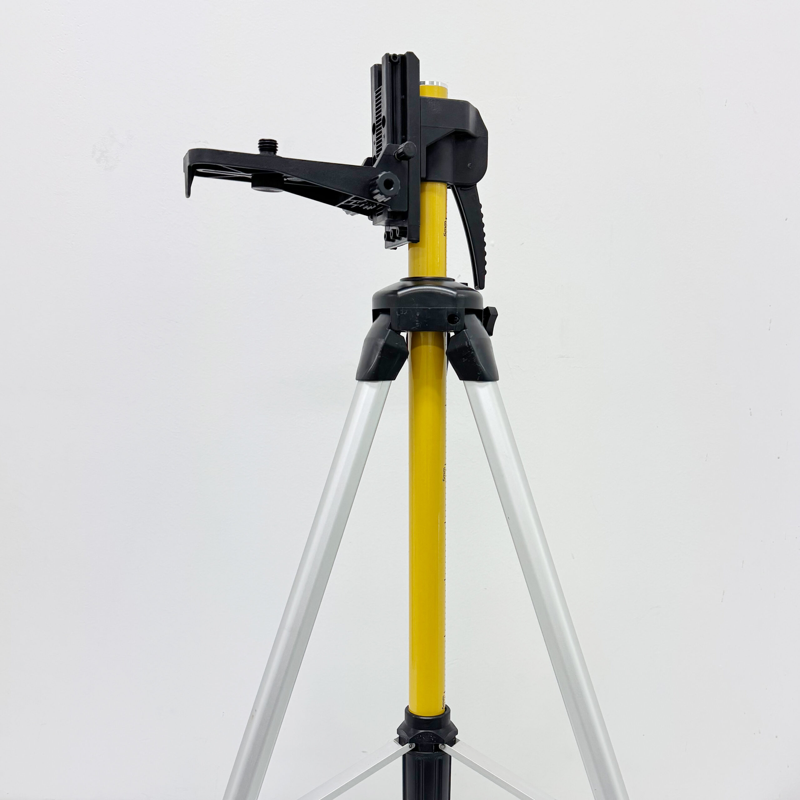 솔리드 레이저레벨기 레벨기삼각대 레벨기폴대 SOL-TP3900
