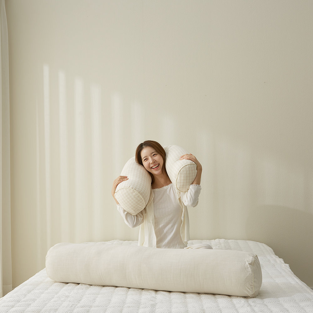 집앤콕 바디필로우 알러지 케어 원형 대형 롱쿠션 안고자는 긴베개 102x20 솜포함