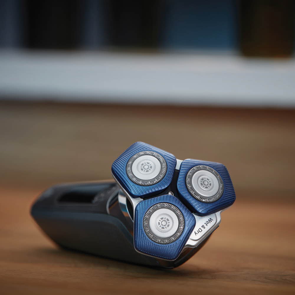 필립스 면도기 SkinIQ 7000 전기면도기 S7887/72