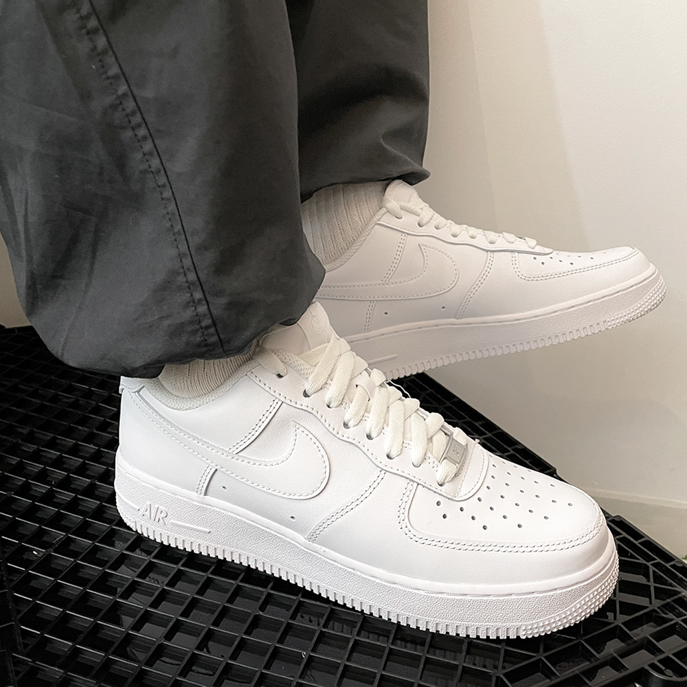 나이키 에어 포스 1 07 로우 화이트 올백 맨즈