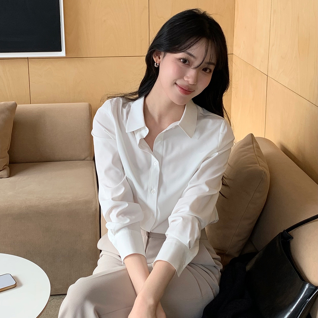 편하게 입기 좋은 찰량셔츠, 어떤 매력일까?