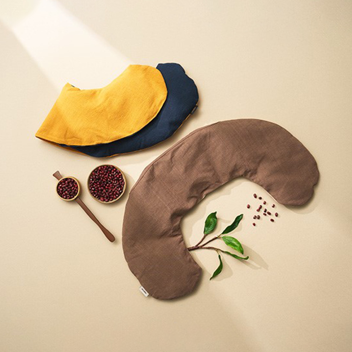 편안한 어깨와 목을 위한 따뜻한 찜질팩 추천, 집에서 간편하게 사용하세요!