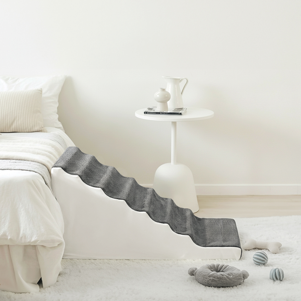 강아지 안전을 위한 논슬립 계단, 슬라이드 스텝으로 더 편하게!