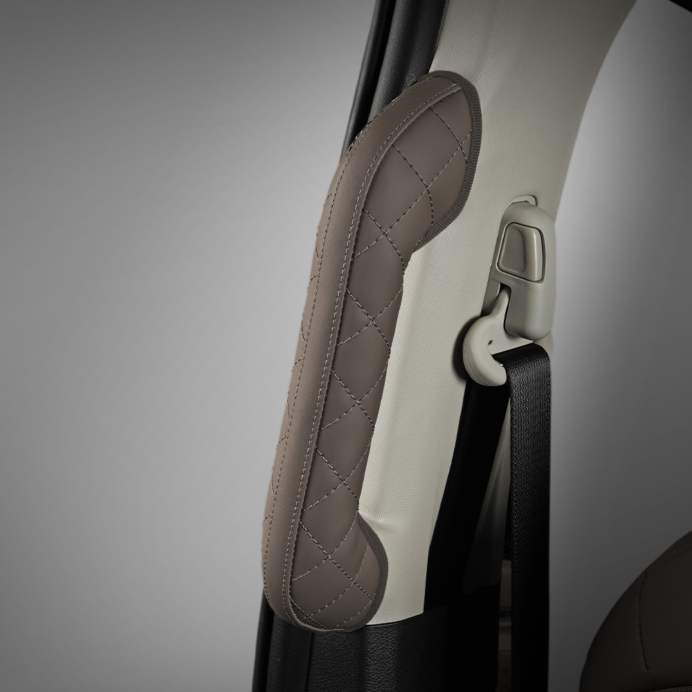 크레이지몬스터 4세대 카니발 KA4 페이스리프트 2열 도어 손잡이 커버, 쉽게 교체하는 방법!