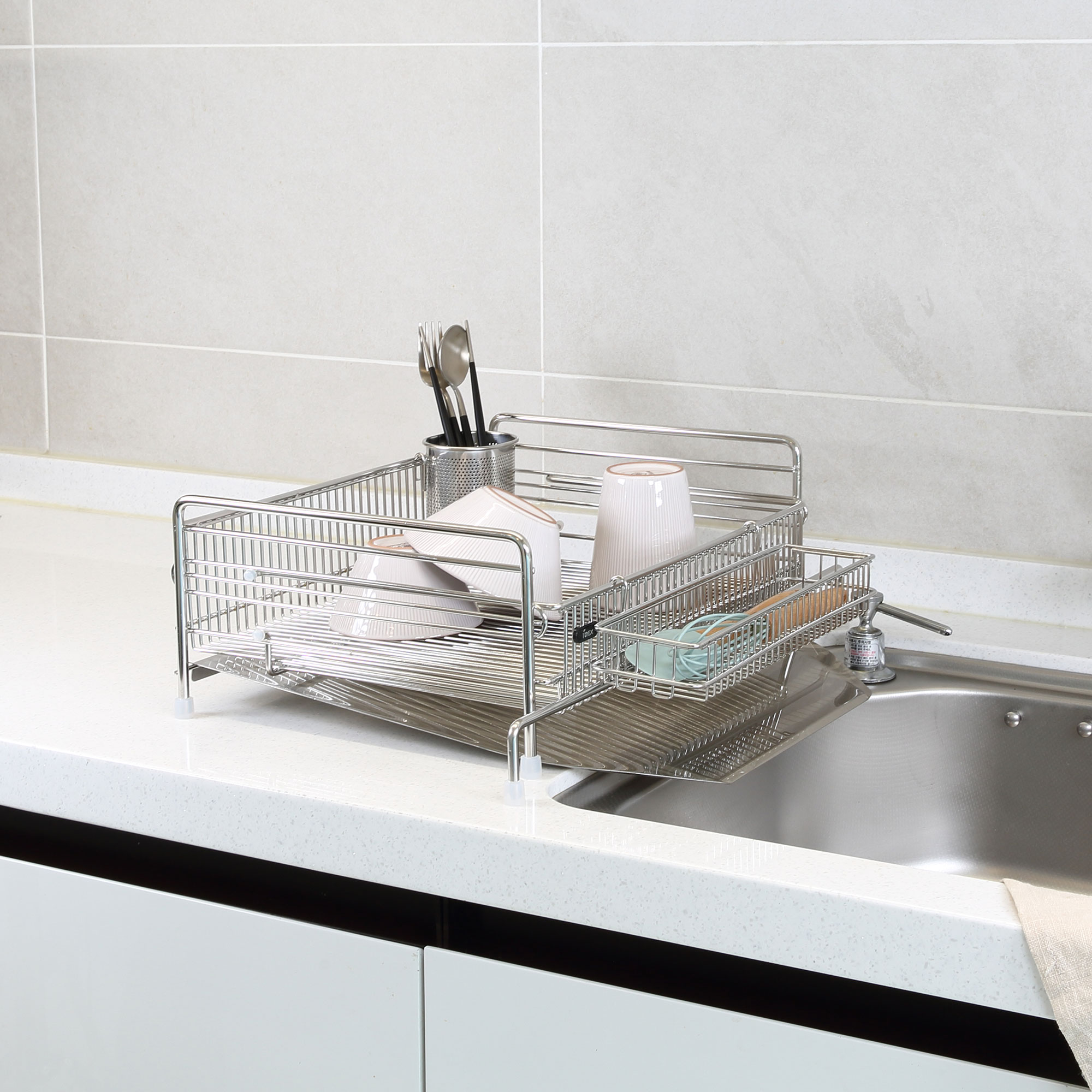 주방 정리의 필수템! 깔끔하게 물빠짐 되는 2단 식기건조대 추천