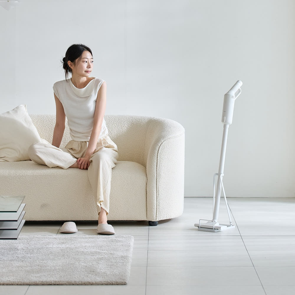 가볍고 작은 무선 청소기, 집안 곳곳 깔끔하게 정리하는 방법