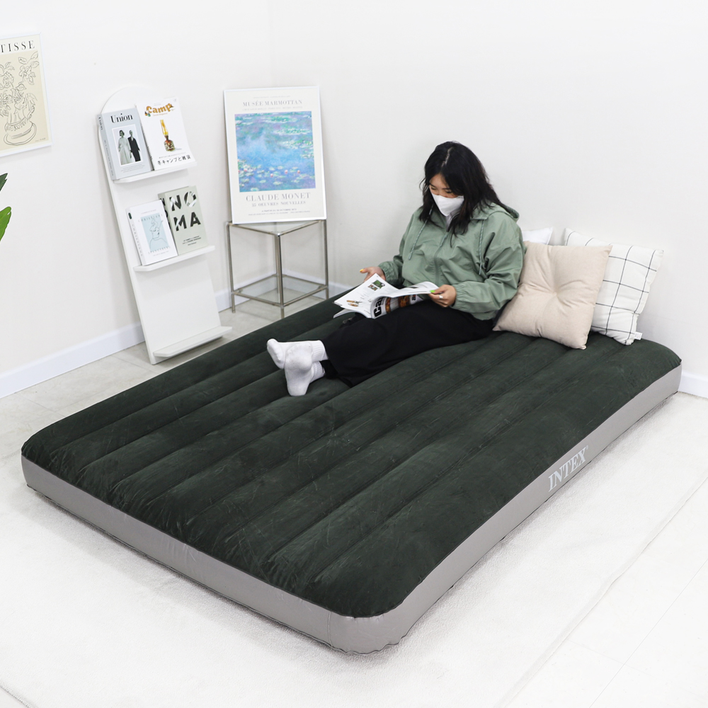 캠핑을 더 편하게! 인텍스 에어매트로 숙면을 즐기세요