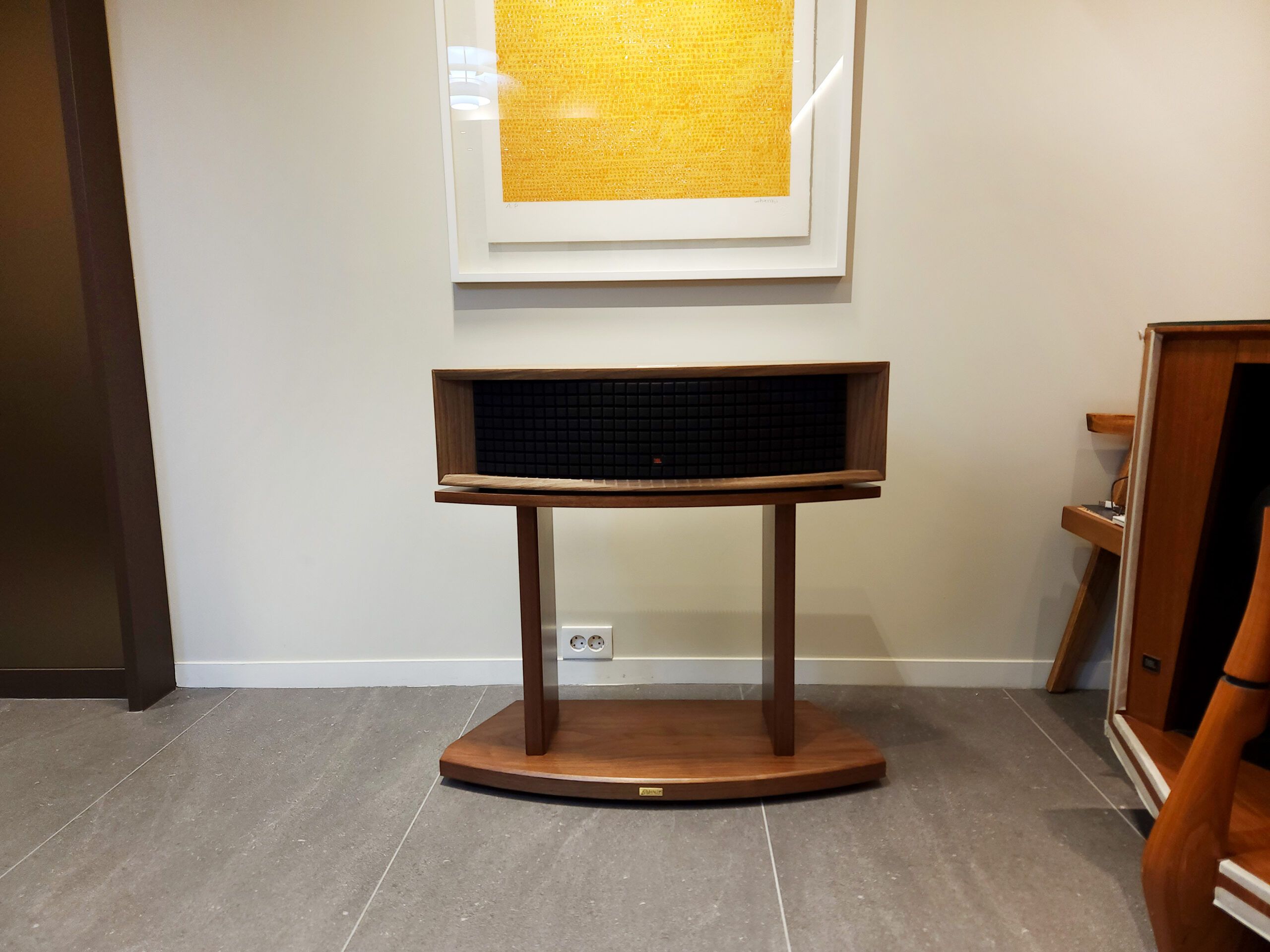 집에서도 음악 감상, 이보다 더 좋은 방법이 있을까?