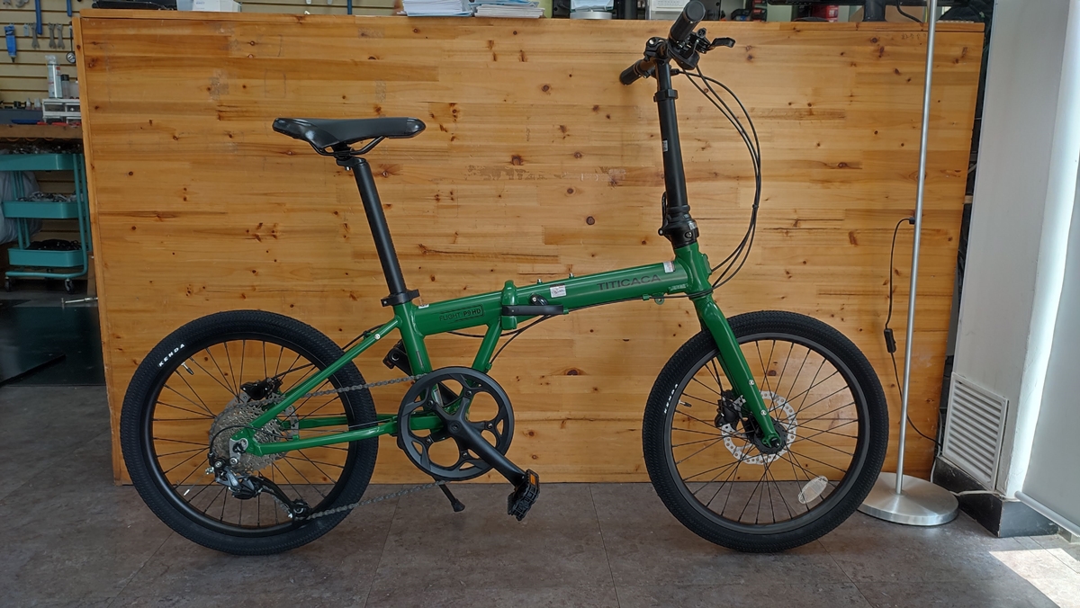 티티카카 플라이트 P9로 도시 정복하는 비밀병기