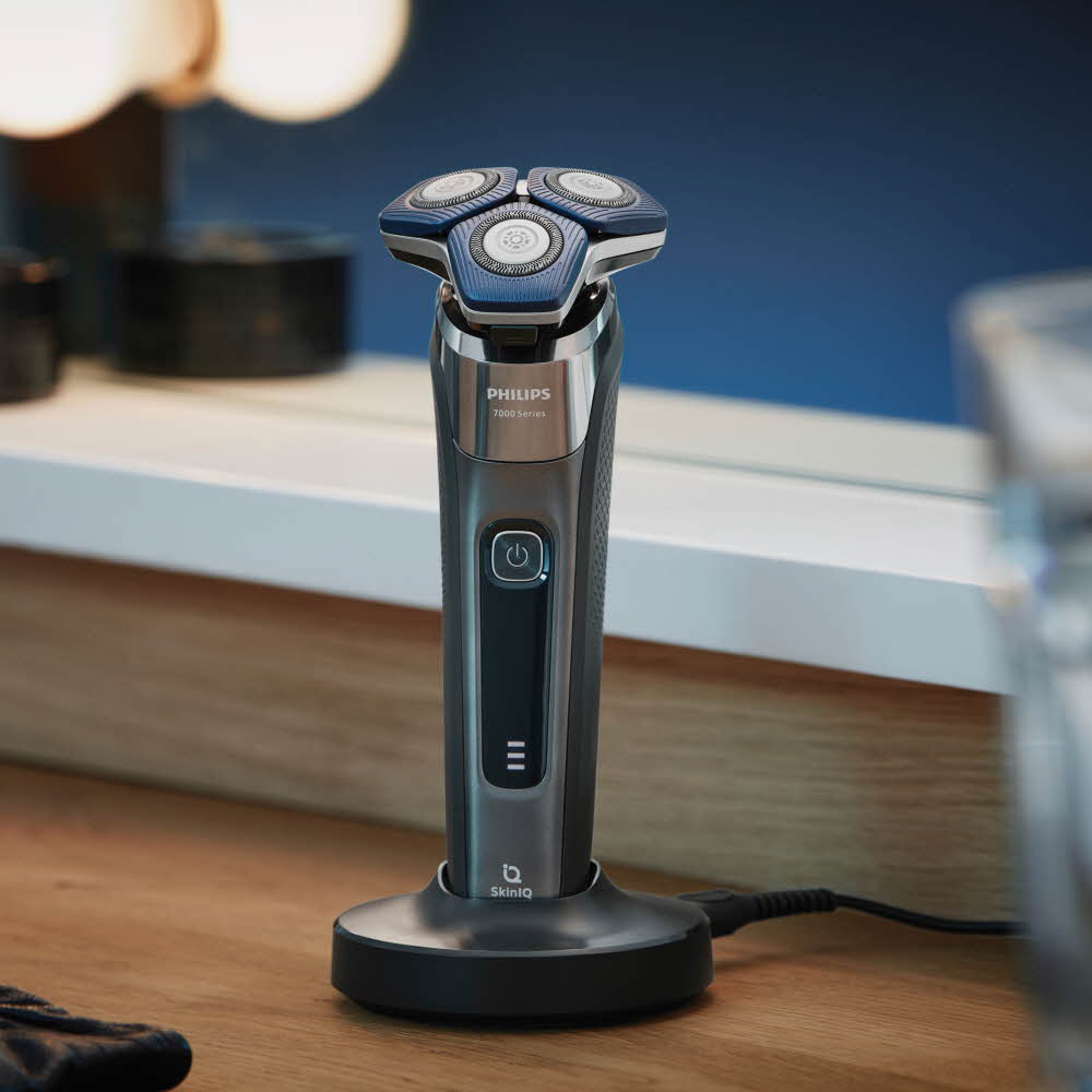 필립스 면도기 SkinIQ 7000 전기면도기 S7887/72