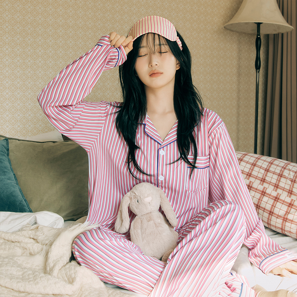 [도씨x해원 PICK][2PACK] 실크핏 피오니 긴팔 카라 커플 잠옷 세트 홈웨어