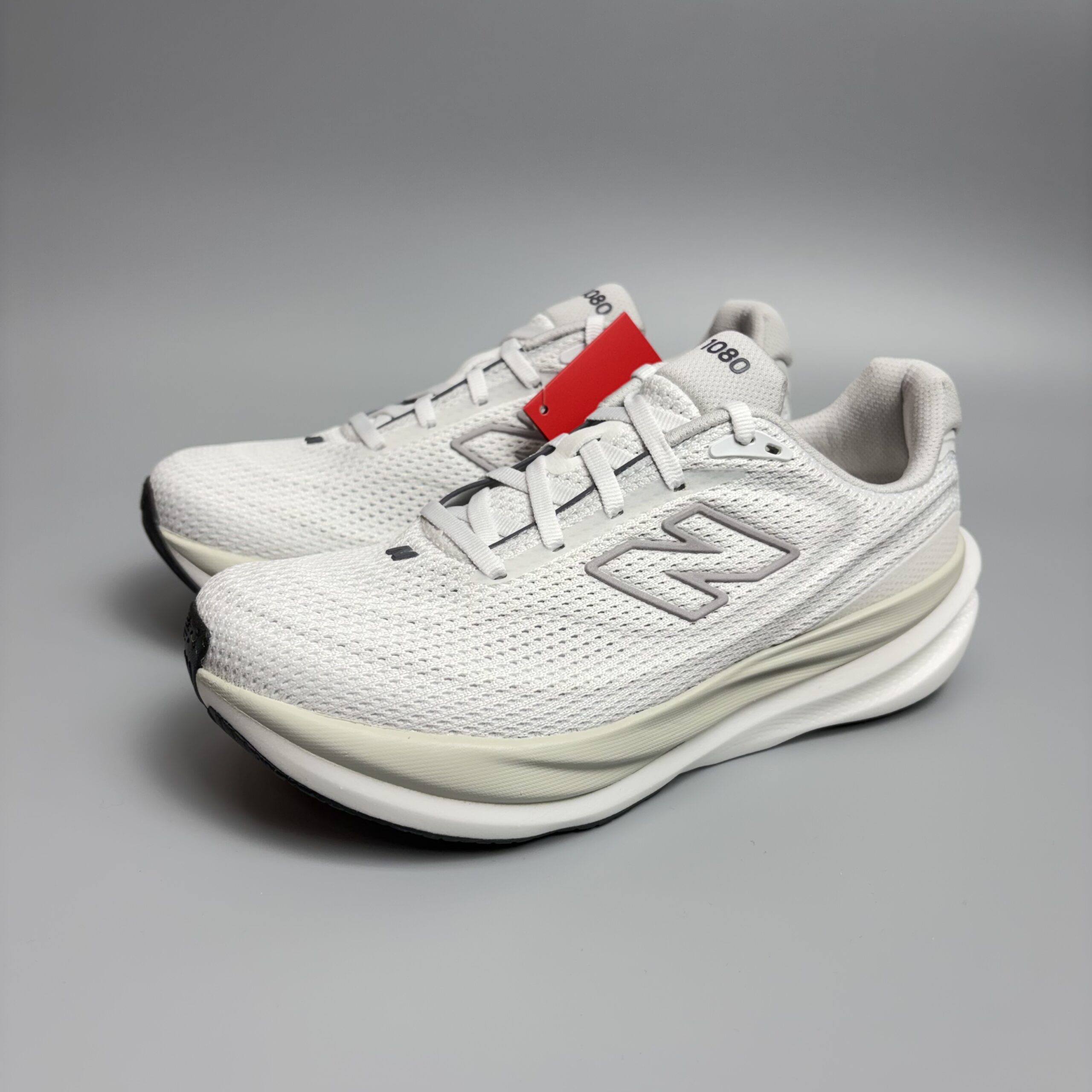 뉴발란스 발볼넓은 남자 안정화 쿠션화 프레쉬폼 런닝화 860 D 2E 4E