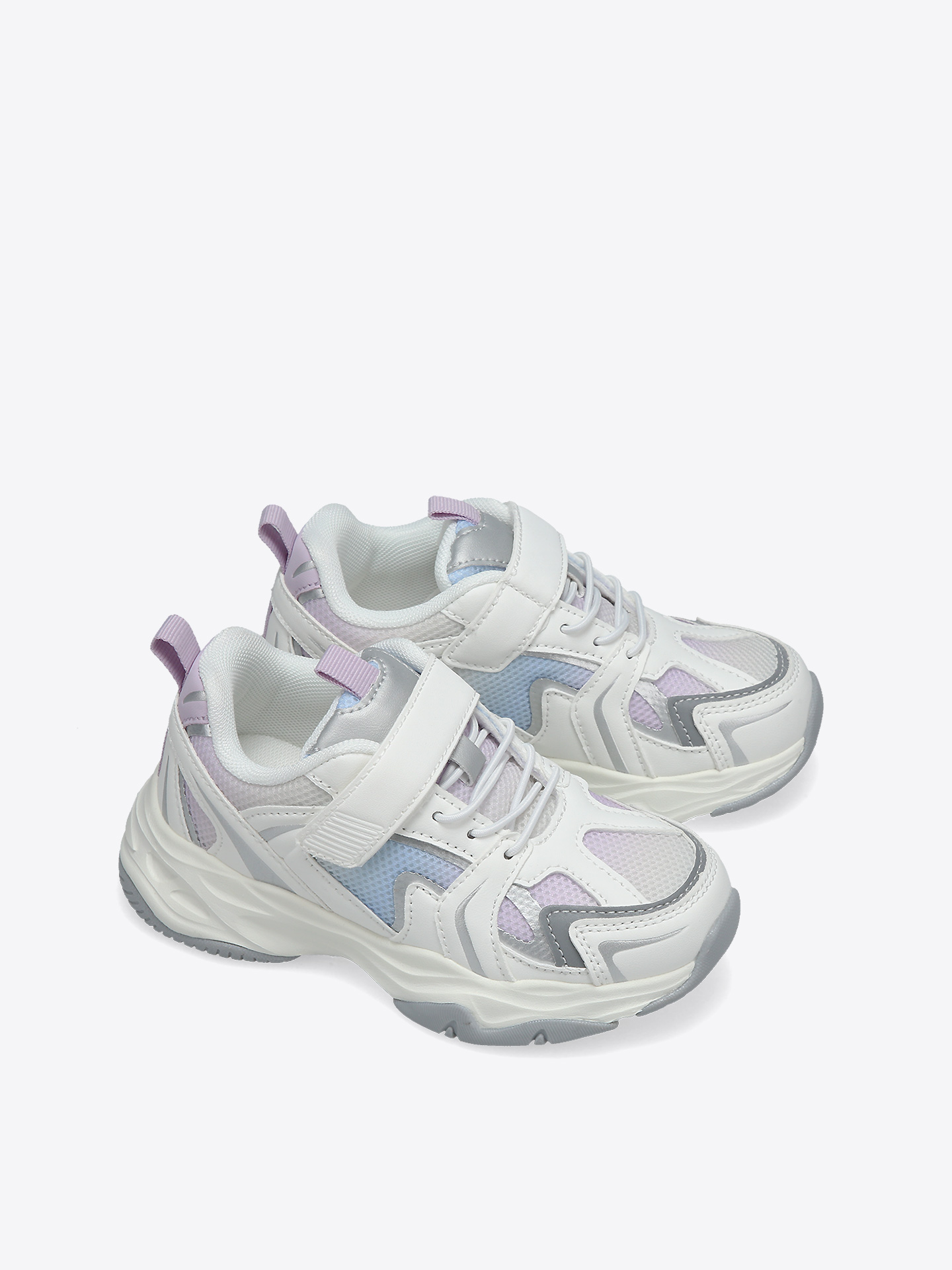 가볍고 멋진 아이들 신발, 이번 학기 필수 아이템이에요!