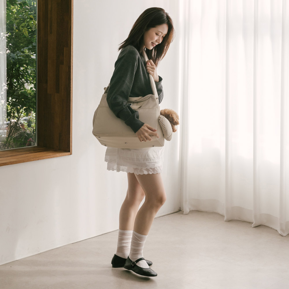 편하게 데리고 다닐 수 있는 강아지 이동 가방 추천