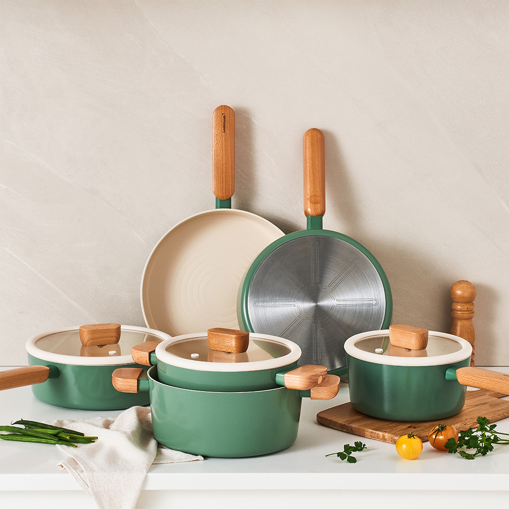 가정에서 쉽게 사용하는 세이지 IH 멀티팬, 22cm로 요리의 즐거움이 두 배!