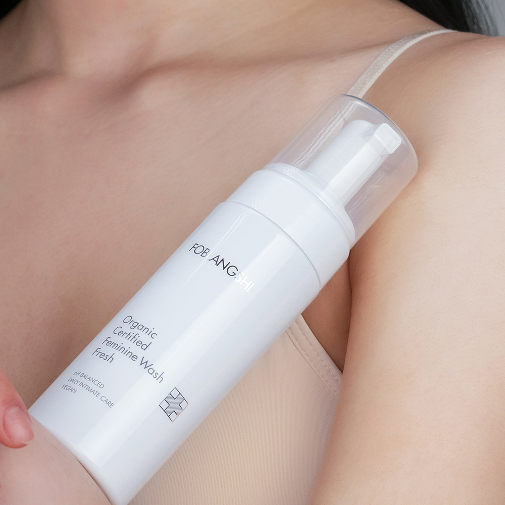 여성 건강을 위한 자연 성분 청결제, 한번 써보세요!