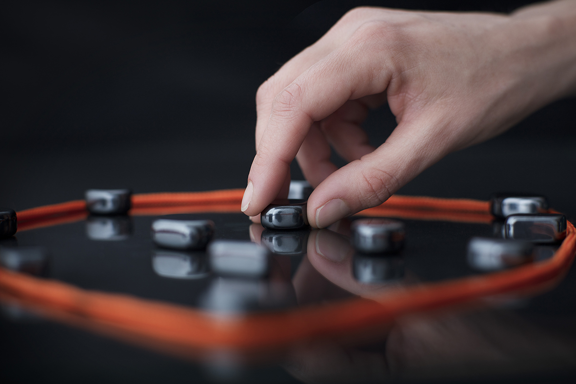 [공식 한국어판] 클러스터 보드게임 자석 kluster