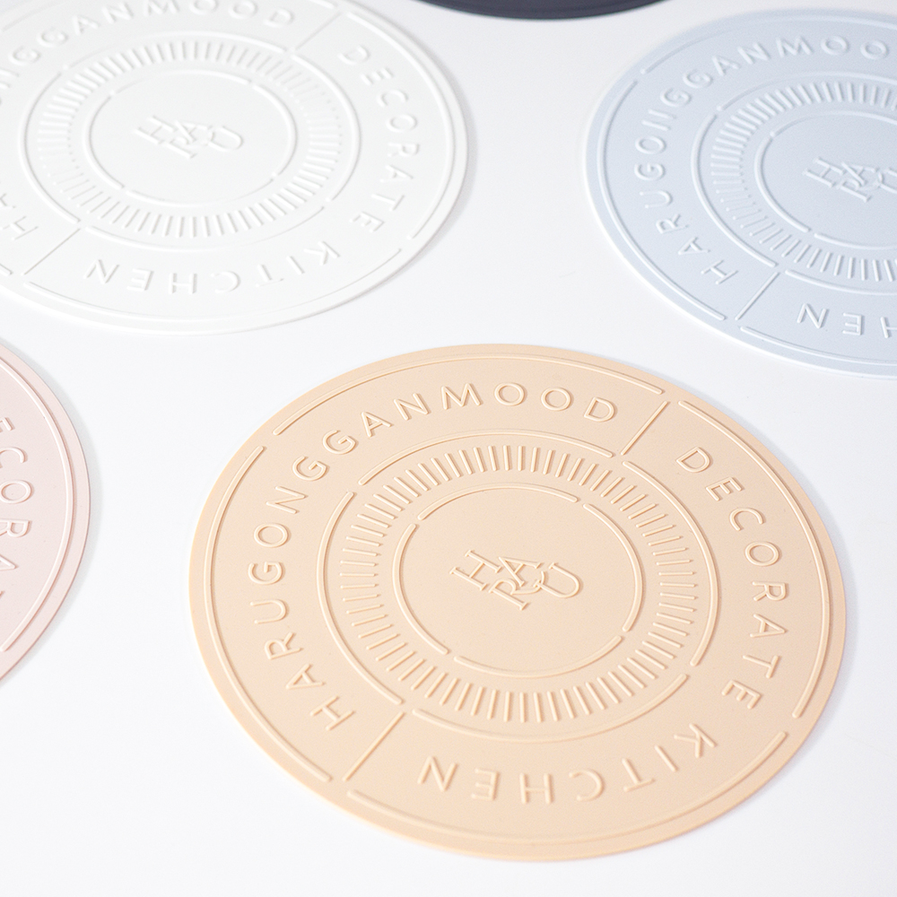 [네이버 단독구성] 하루의공간 레터링 인덕션 보호 실리콘 매트 2개 세트