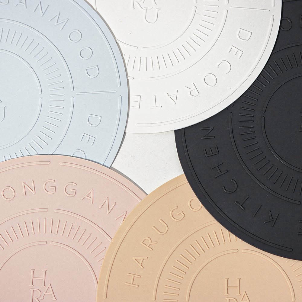 [네이버 단독구성] 하루의공간 레터링 인덕션 보호 실리콘 매트 2개 세트