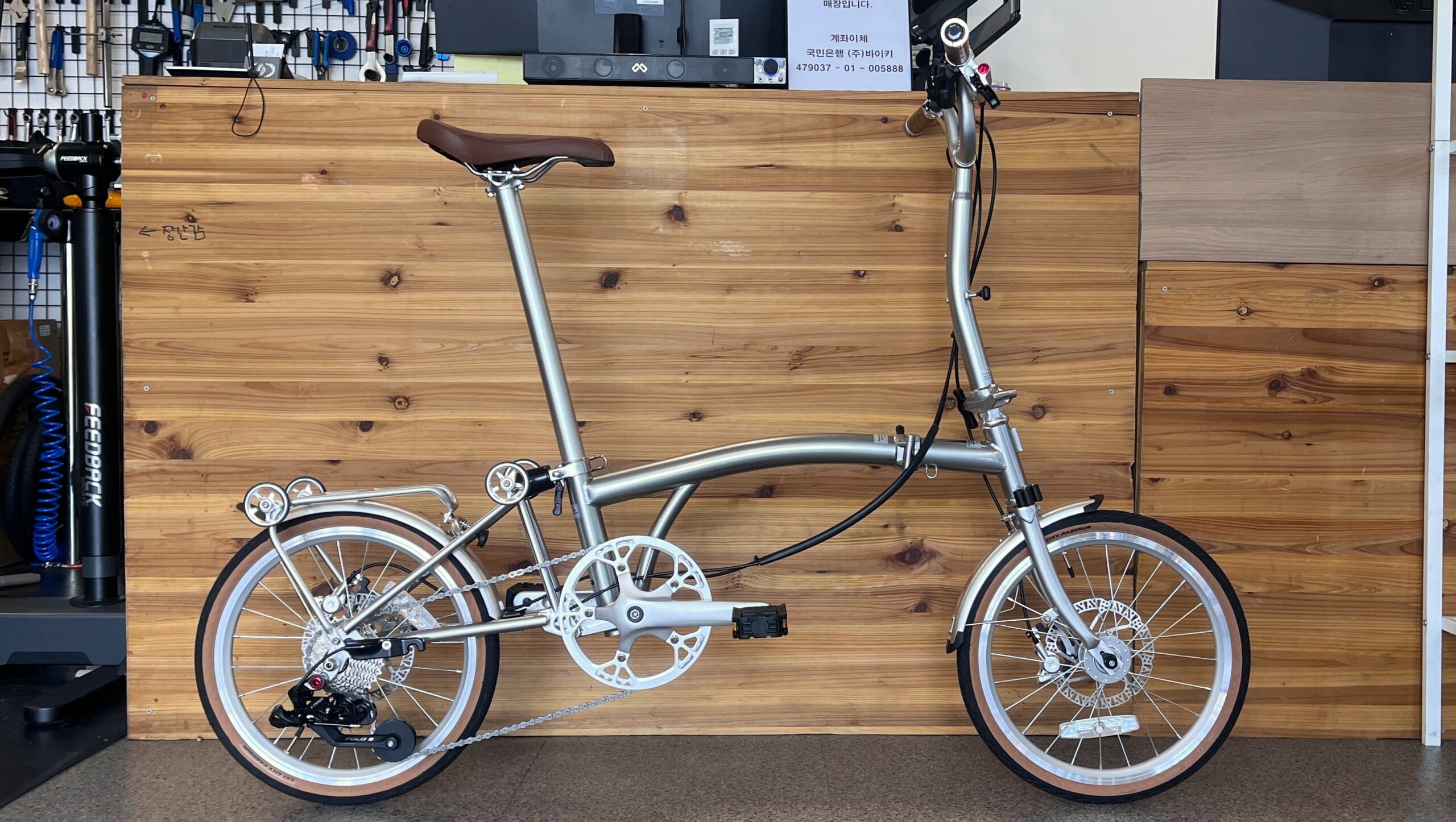 티티카카 큐브 X9, 접이식 자전거의 혁신을 만나다