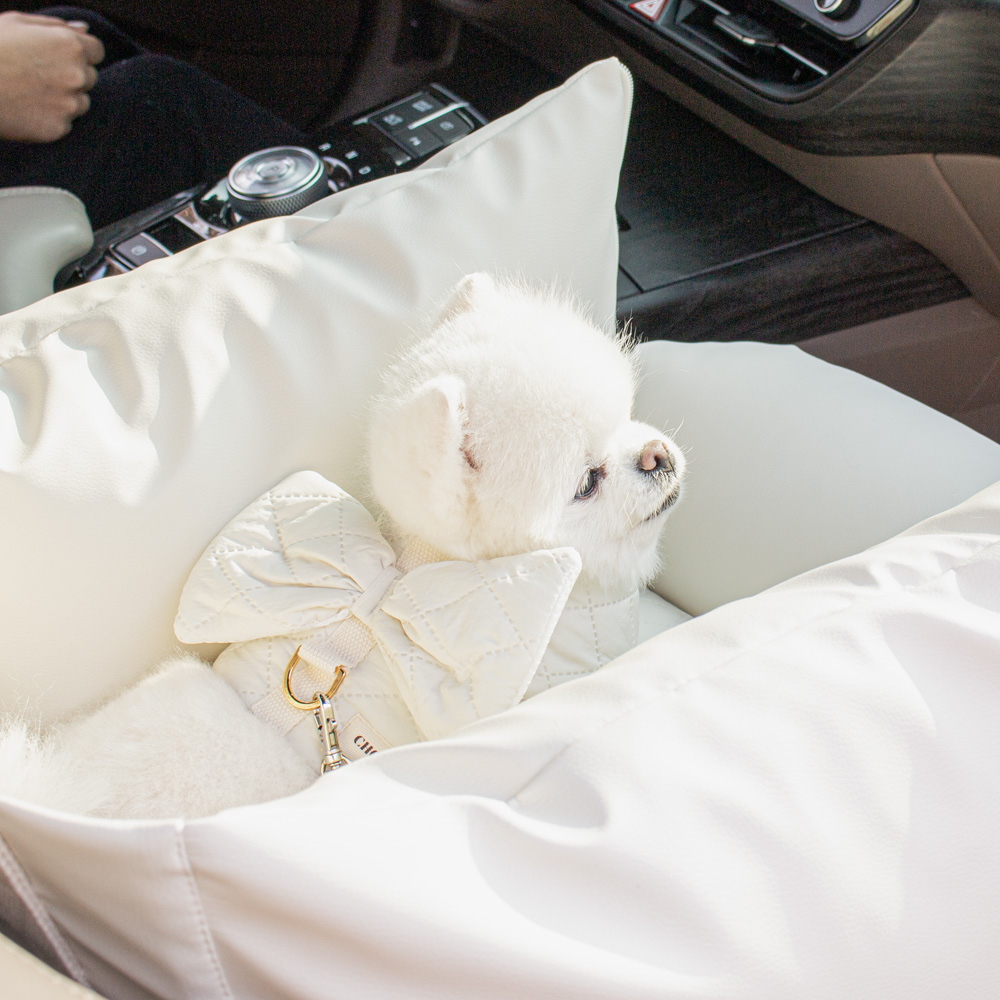 초코펫하우스 강아지 카시트 애견 차량용 소형 중형 대형 로얄 사각 카시트 아이보리, 싱글